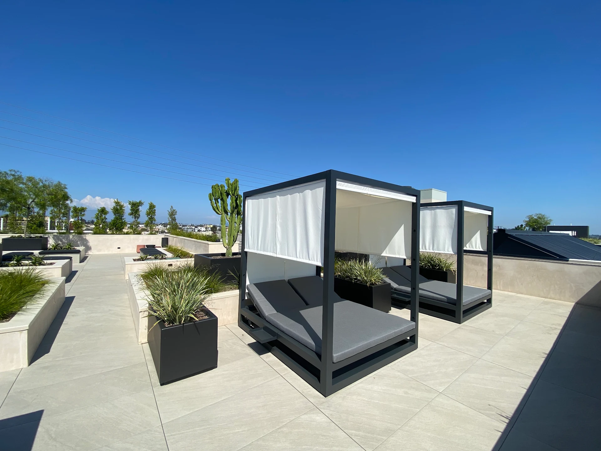 ARYA Apartments
