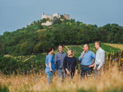 Weingut Stadler Falkenstein 104, 2162 Falkenstein bei Poysdorf, Österreich