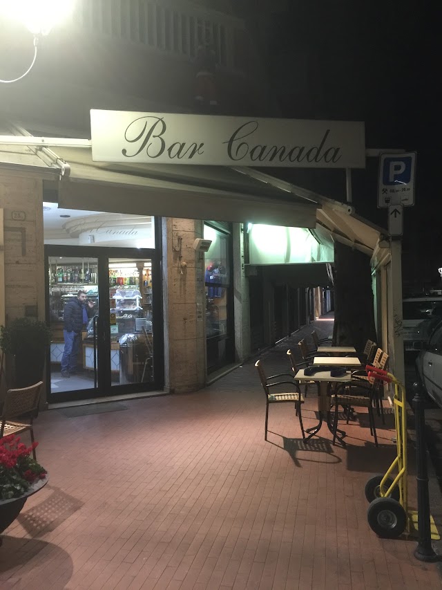 Bar Canada