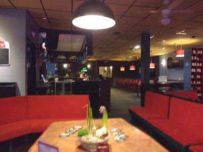 Photos of Yip's Caf&eacute; and Bowling