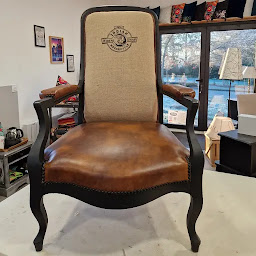 Photo n°1 de Le Boudoir à Missiriac (Tapissier décorateur)