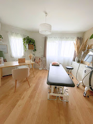 Photo n°1 de Johanna Schleiffer – Kiné-ostéopathe | Drainage lymphatique, LPG, cicatrices| Périnée à Plaisance-du-Touch (Ostéopathe)