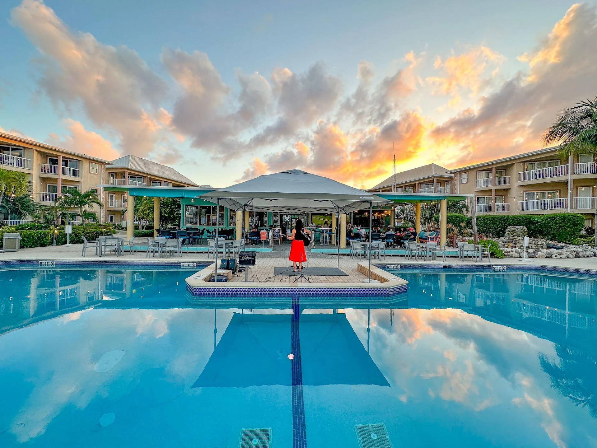 Holiday Inn Resort Grand Cayman by IHG