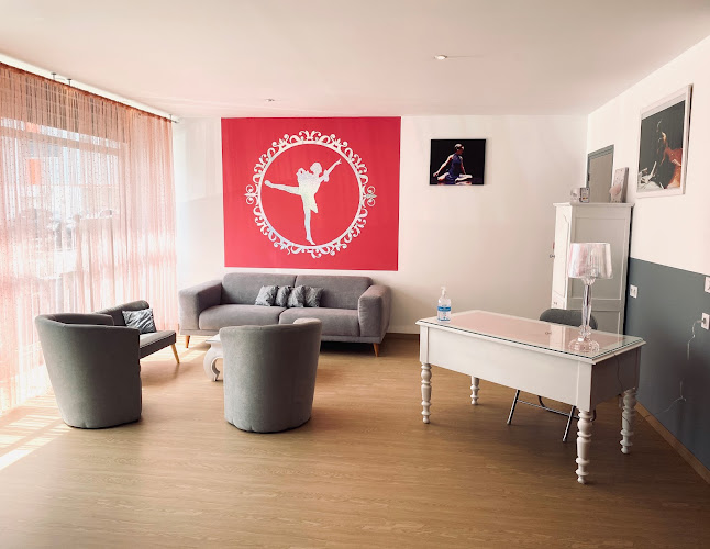 Opinii despre Ecole de Danse Classique et Jazz Art-Danse à Fréjus în Fréjus - École de danse