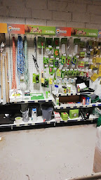 Photo n°2 de Ets ROCHE à Riom-ès-Montagnes (Magasin de matériel de motoculture)