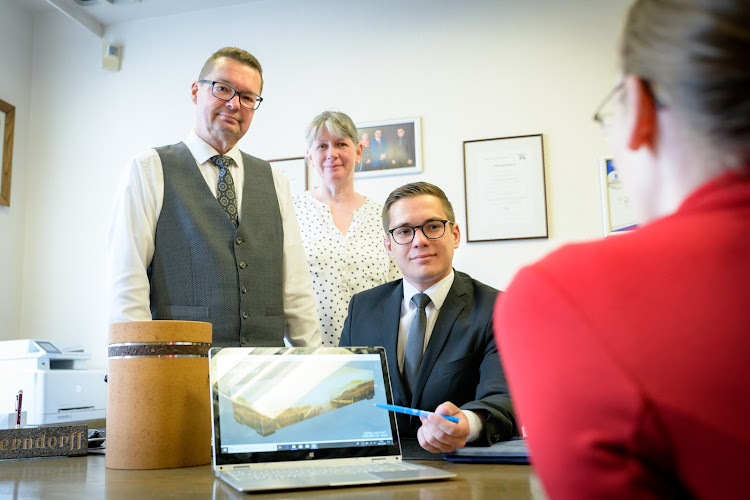 Hadeler Bestattungen & Bestattungsvorsorgen Bremerhaven - Meisterbetrieb photo