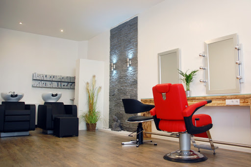 Hair & Beauty by Marisa
