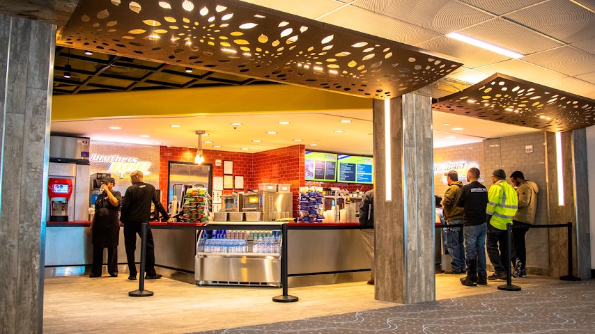 Brother's BBQ by null