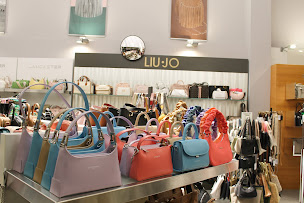 Photo n°11 de La Madrilène à Labège (Magasin de maroquinerie)