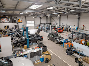 Photo n°1 de MINI Envergure - La Rochelle à Puilboreau (Concessionnaire automobile)