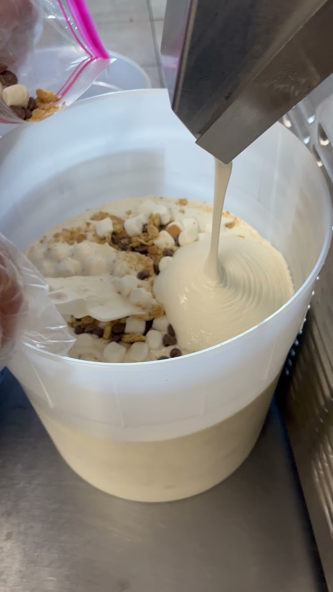 Pops Ice Cream — photo 2