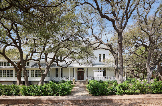 The Inn at Green Pastures by null