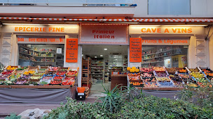 Photo n°2 de Italian and Indian Grocery Store à Antibes (Supermarché)