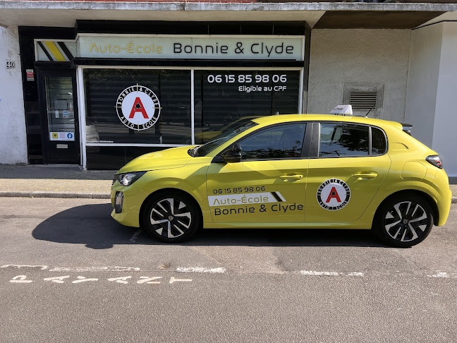 Bonnie & Clyde drive's school