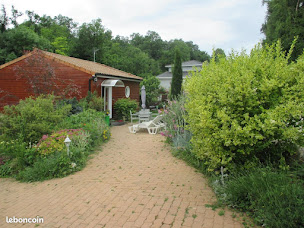 Photo n°2 de charente truffe à Saint-Yrieix-sur-Charente (Pépinière)