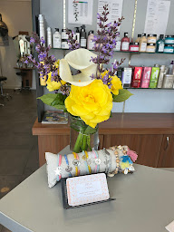 Photo n°28 de HELIE COIFFURE à Caen (Salon de coiffure)