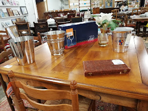 Photo n°24 de La Ressourcerie à Châtenoy-le-Royal (Magasin d'ameublement et de décoration)