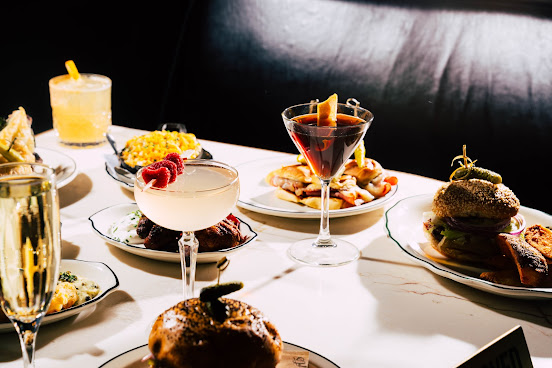 Albert’s Bar by null