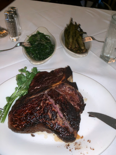 ML Steakhouse - Visual