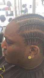 Photo n°14 de Nappy hair coiffure à Noisy-le-Sec (Salon de coiffure)