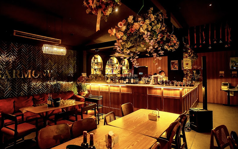 Barmony Bar & Restaurant