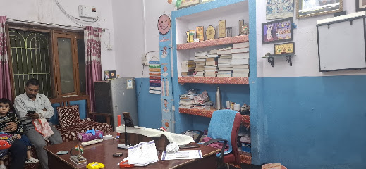 Mother Child Care Clinic - Dr Arvind Dwivedi & Dr Meena Pathak