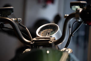 Photo n°11 de GreenMotorShop à Paris (Magasin de pièces et d'accessoires pour motos)