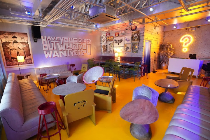 Polilya | Cocktails + Craft Beer by null