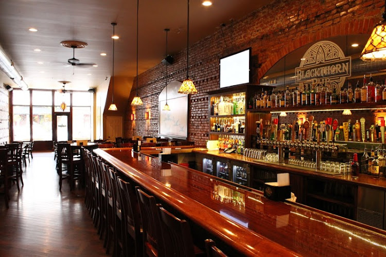 Blackthorn Pub in Holly