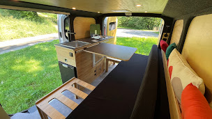 Photo n°18 de Caméléon - van et fourgon aménagé à Le Poiré-sur-Vie (Concessionnaire de véhicules de loisirs)