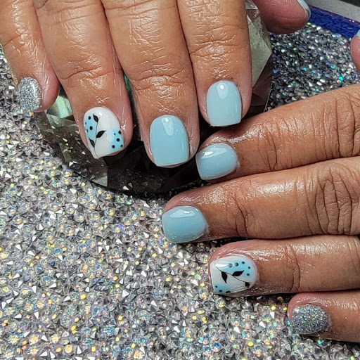 Divinas salon spa Gallery - United States