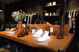 Photo n°18 de Edward à Le Puy-en-Velay (Magasin de vêtements)