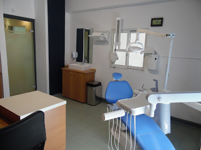 Φαρσάρης Μιχάλης, Οδοντίατρος DDS