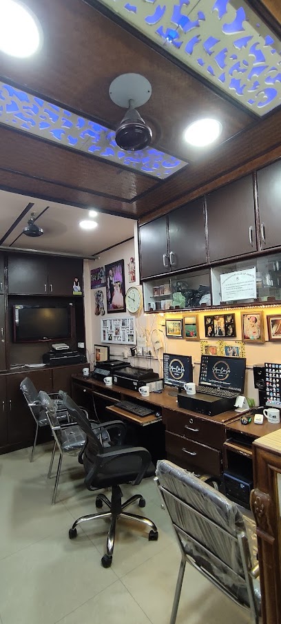Satguru Color Lab