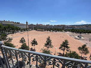 Photo n°1 de Norman Taylor Lyon – Conseil en immobilier d’entreprise et commercial à Lyon (Agence d'immobilier d'entreprise)