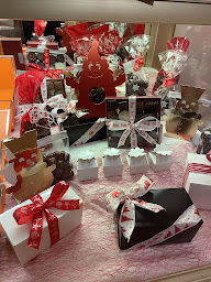 Photo n°8 de Le Fournil de la Colombe à Sainte-Colombe-la-Commanderie (Boulangerie)