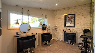 Photo n°16 de Salon Noah à La Chapelle-sur-Erdre (Salon de coiffure)