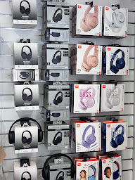 Photo n°8 de Access NumeriK's - Vienne - Accessoires Téléphone et Objets Connectés à Vienne (Magasin d'accessoires pour téléphones mobiles)