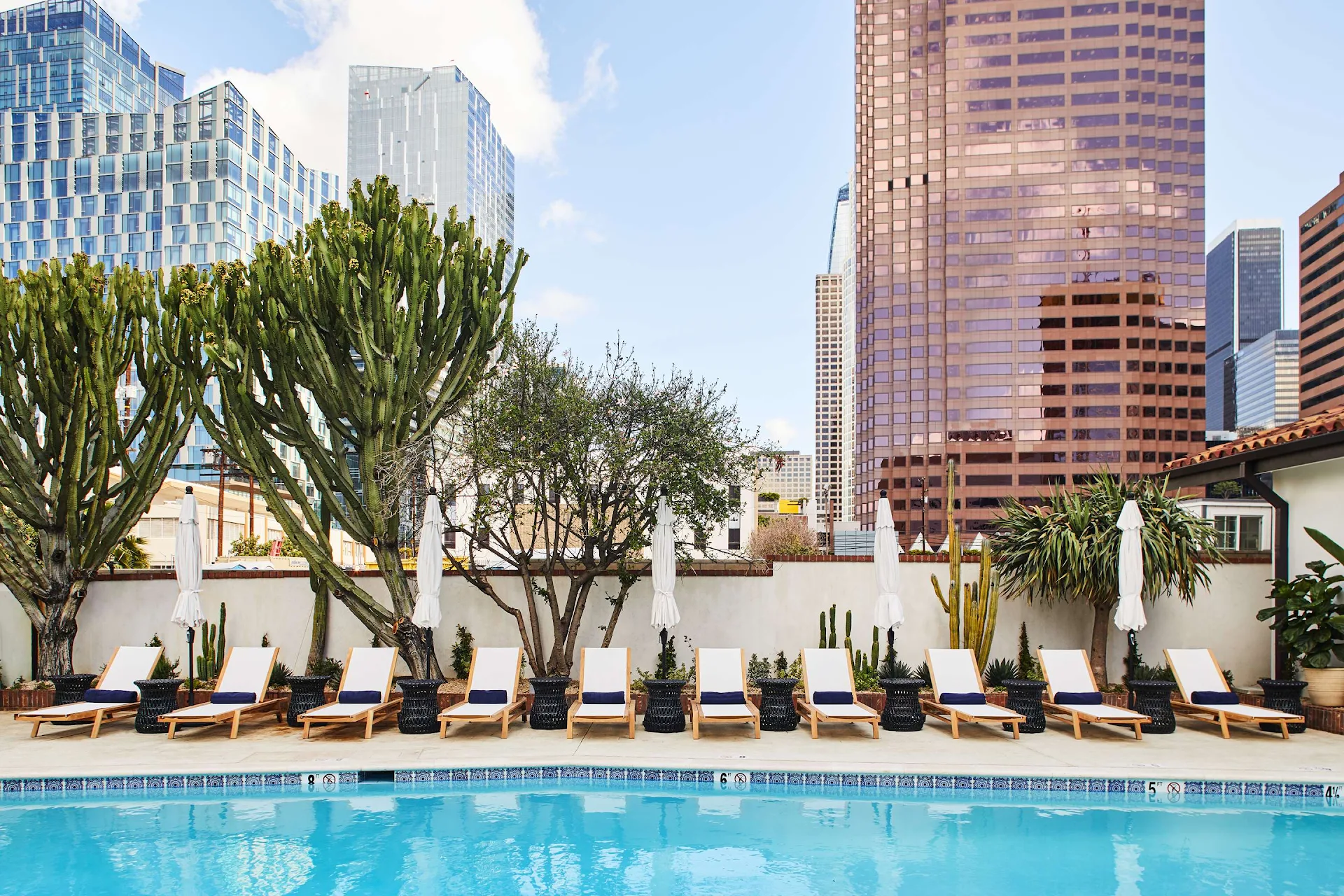 Hotel Figueroa - The Unbound Collection by Hyatt