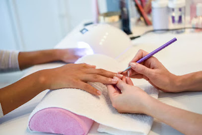 H.beautynail’s - Prothésiste Ongulaire, Nail Art et Ongle en Gel - Champs-sur-Marne