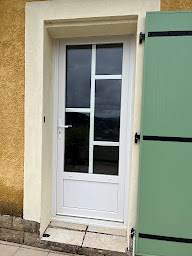 Photo n°15 de Confort Menuiseries à Orleix (Installateur de double vitrage)