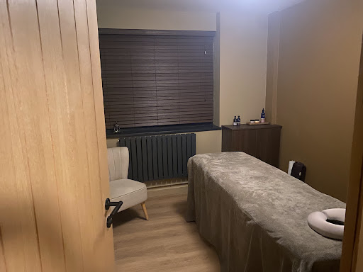 Rose Holistic Therapies studio