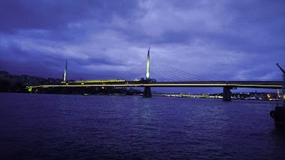 Photos of Hali&ccedil;