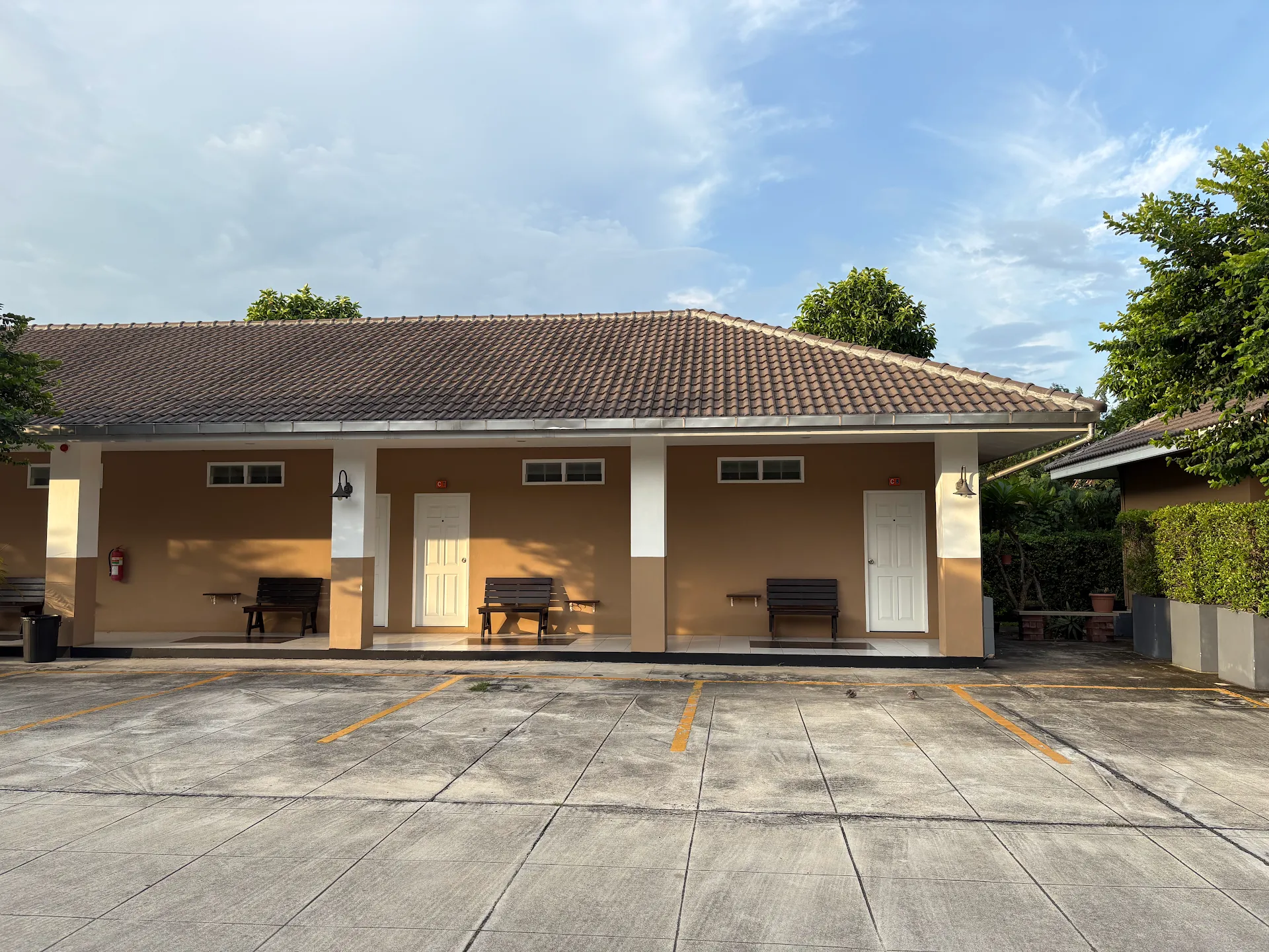 Sunee View Hotel