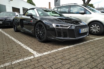 Photos of Autohaus Holm Wirthgen GmbH & Co. KG
