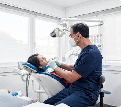 Clínica Dental Lalinde | Dentistas Coruña