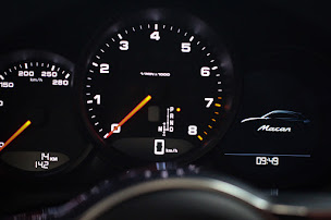 Photo n°17 de Centre Porsche Toulouse à Labège (Garage automobile)