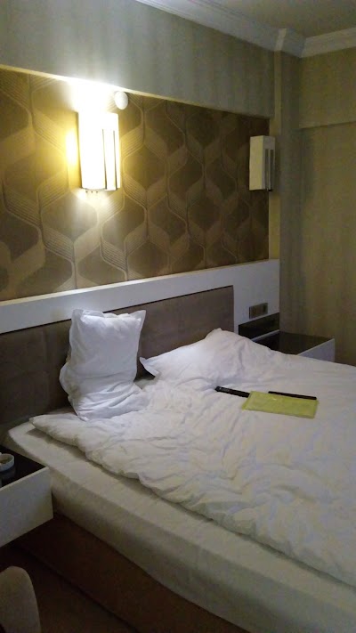 Photos of Moni Resort Hotel