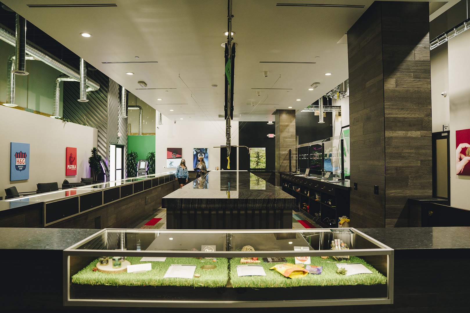 Thrive Cannabis Marketplace - Southern Highlands Las Vegas Dispensary photo 4