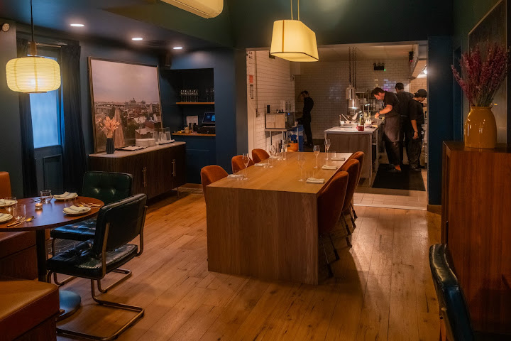 6 Restaurant - NYC by null